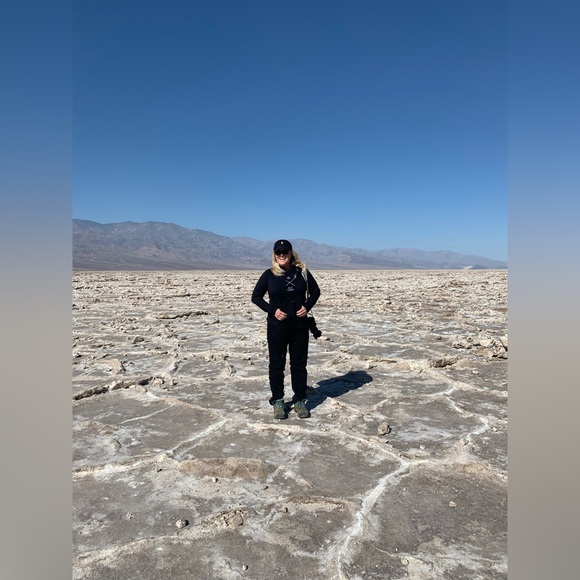 Meet your Posher, Susan - Picture 1 of 2